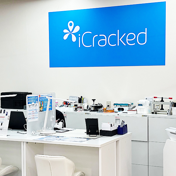 iCracked Store 橋本ロフト